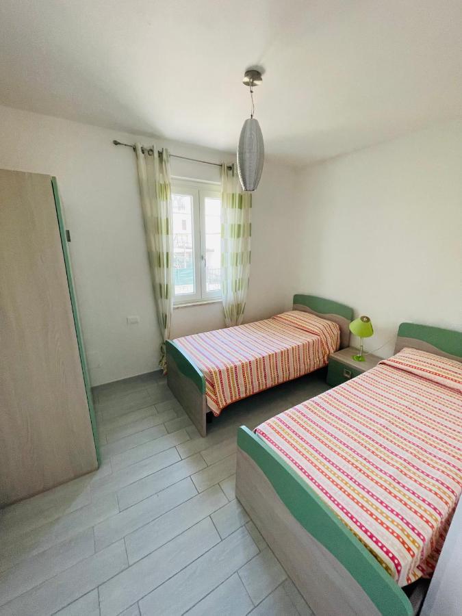 La Casa Di Nonna Attilia Lägenhet Fondi Exteriör bild